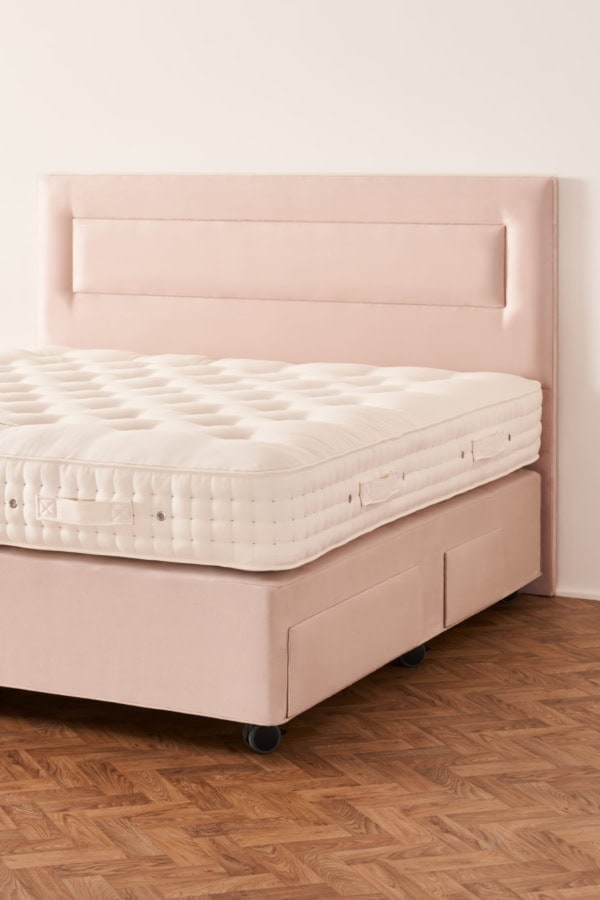 Enyo Headboard Portrait scaled 1
