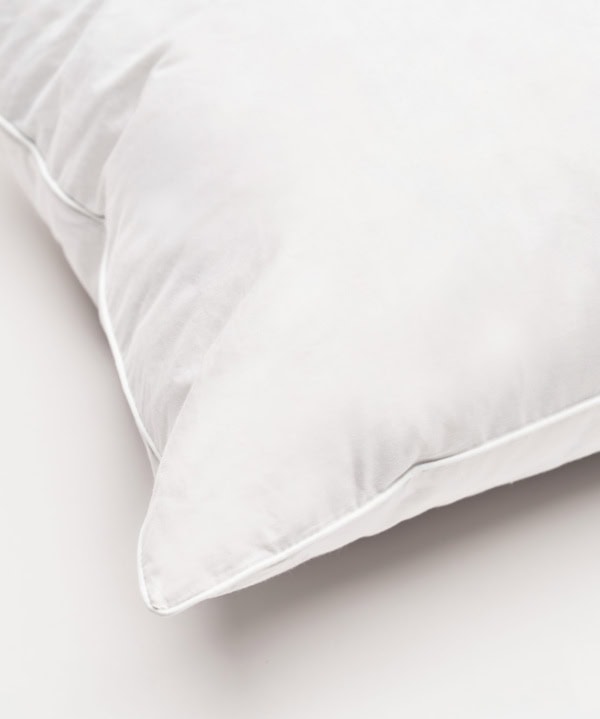 European Duck Pillow Corner Website 1710x2048 1 European Duck Pillow Corner Website 1710x2048 1