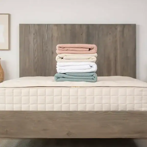 NP Web PDP Bedding Waffle Adult Blanket 02