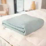 NP Web PDP Bedding Waffle Adult Blanket 06