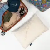 lifestyle travel pillow 1 1000x1000