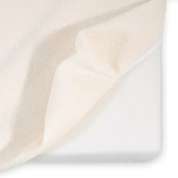 mc46 cribmat detail corner matpulledup3 sq 1000x1000