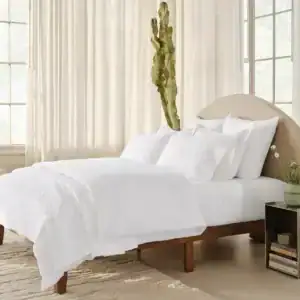 SP25 EEcom FloretEmbroideredBed AlpineWhite A 024 1 21efa54b 7b4b 4aa1 a220 b1990e58afe0