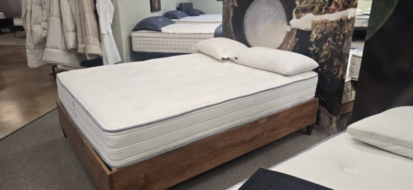 waterloo organic mattress scaled